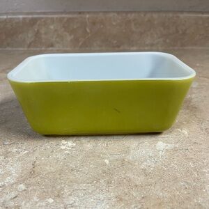 Vintage Pyrex green Refrigerator dish